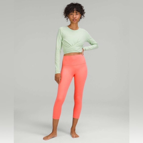 Lululemon Align High-Rise Crop Raspberry Cream Yoga Athletic Stretch leggings 6 - Picture 1 of 4